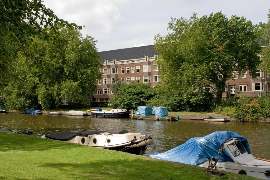 40 verhuurde appartementen, Amsterdam-Zuid